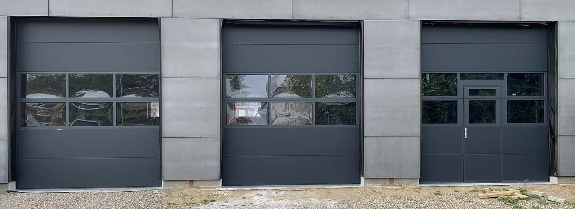 Industrigarageporte fremstillet til det skandinaviske klima og vejrforhold